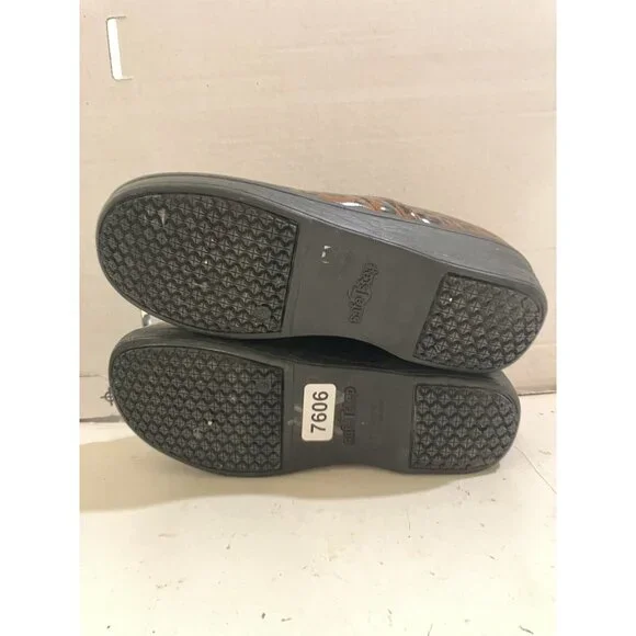 Leopard Print Women's Mules - Picture 7 of 8